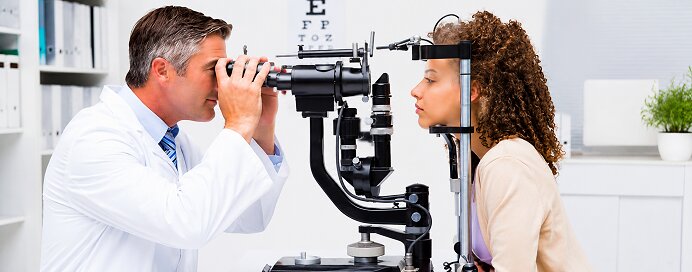 Eye Doctor in Lower Parel - Dr Akash Jain